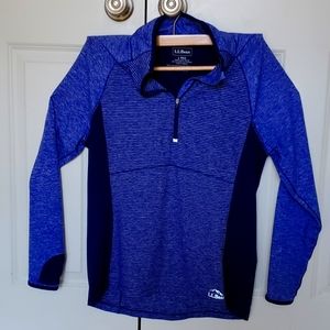 Quarter zip light weight pull over